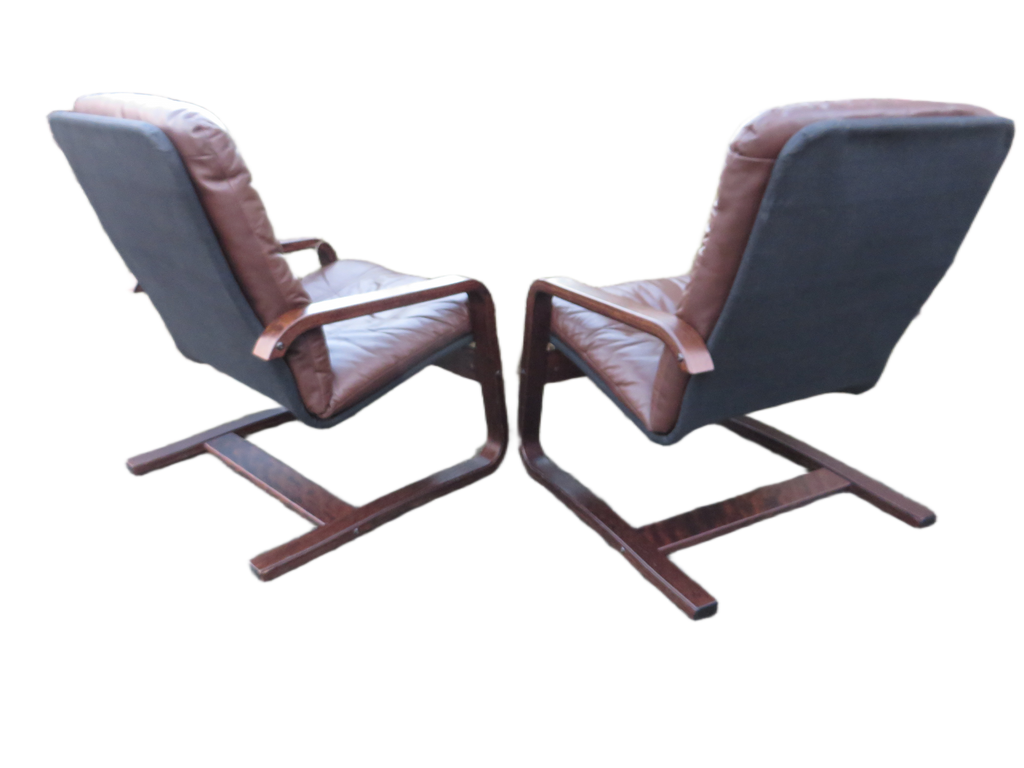 Scandinavische vintage leren fauteuils