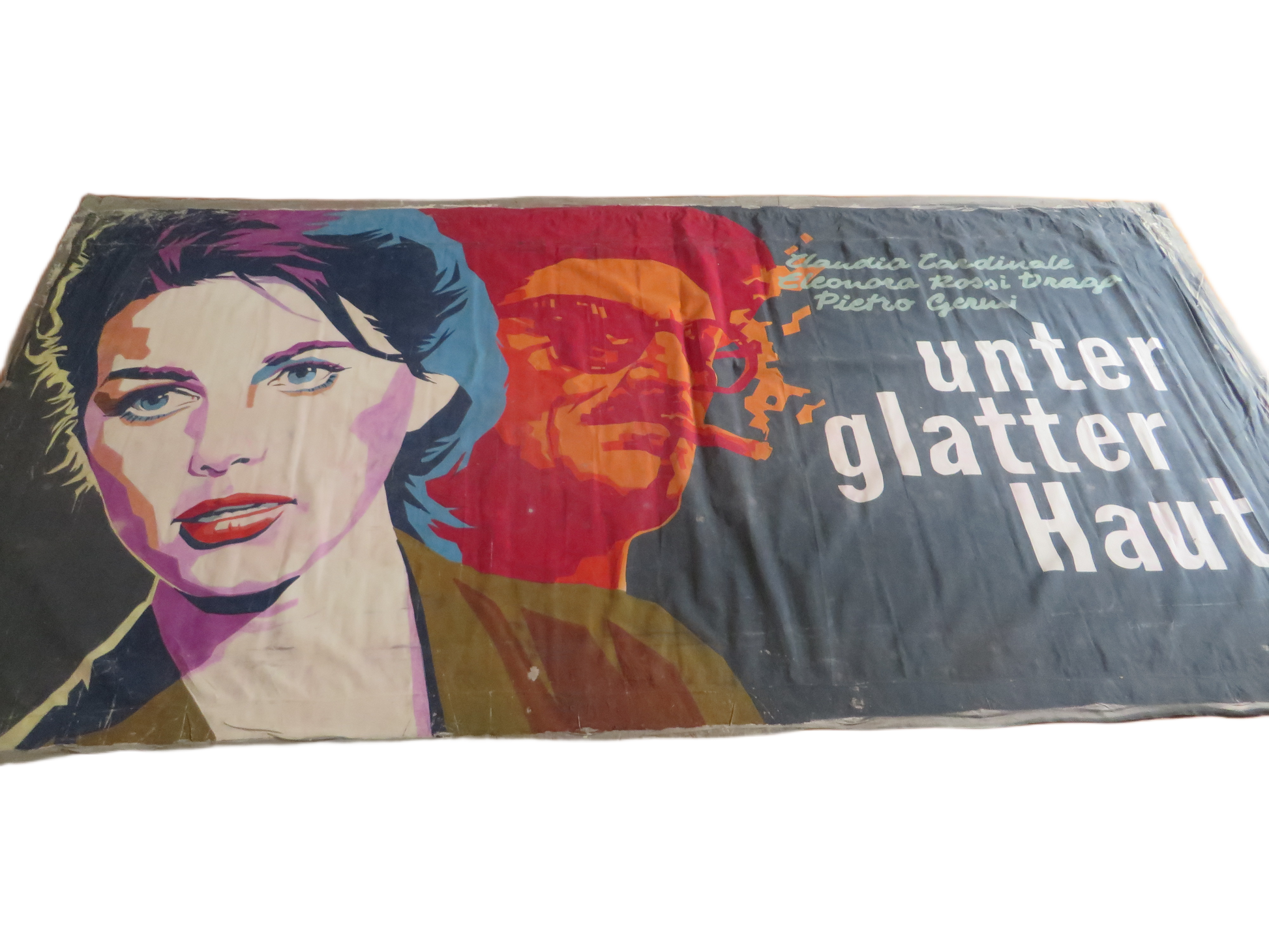 Uniek Monumentaal Bioscoopdoek (4.80x2.50m) – Handgeschilderd Canvas "Unter glatter Haut" (1965) met Claudia Cardinale - Gecertificeerd Kino FVP