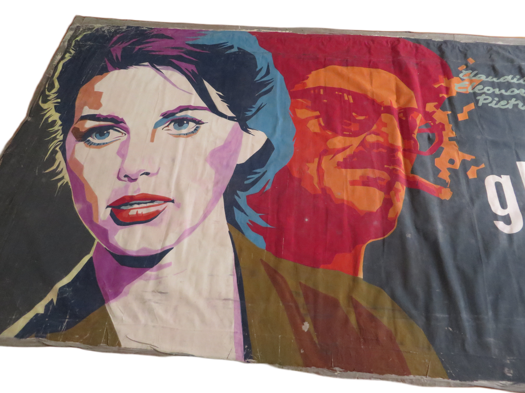 Uniek Monumentaal Bioscoopdoek (4.80x2.50m) – Handgeschilderd Canvas "Unter glatter Haut" (1965) met Claudia Cardinale - Gecertificeerd Kino FVP