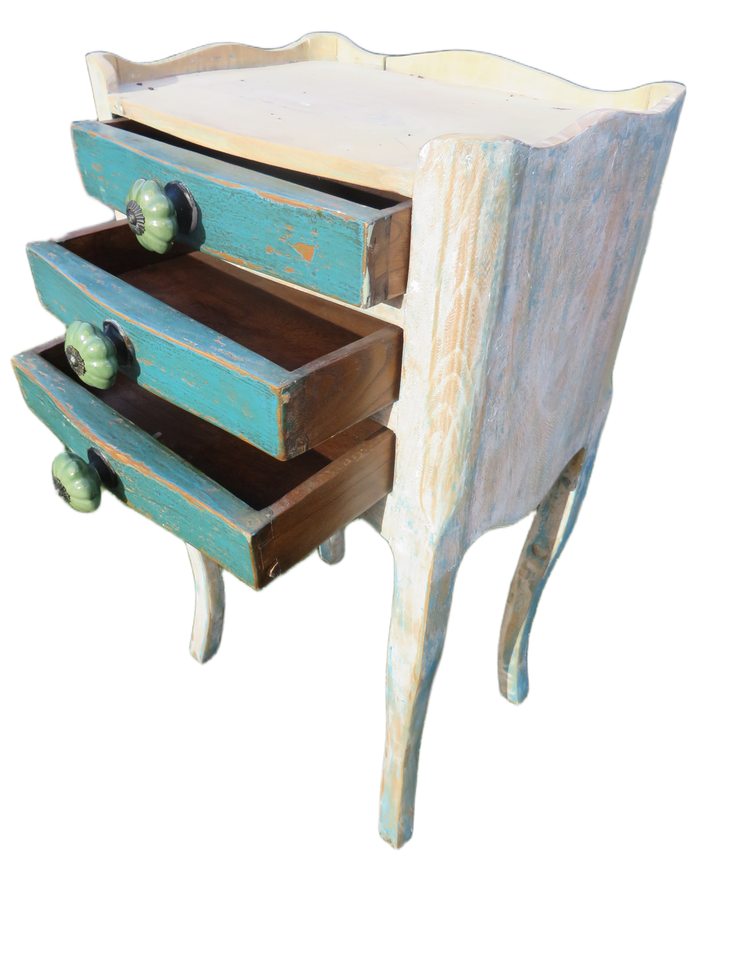 Brocante doorleefde bijzettafeltjes/nachtkastjes